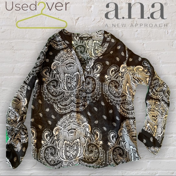 a.n.a Tops - a.n.a shear b/w India print blouse Sz L